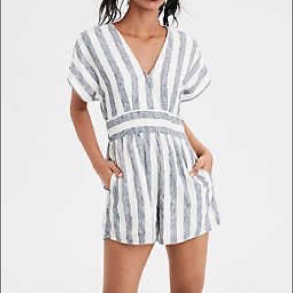 American Eagle Outfitters Pants - ❗️4 for $15❗️American Eagle Striped Kimono Romper